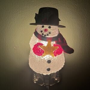 Avon Chilly Sam Snowman Night Light Christmas Vintage 90s Nostalgia Wall Plug